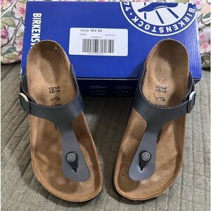 Birkenstock Gizeh BS in Metallic Black brand NEW in box size 37